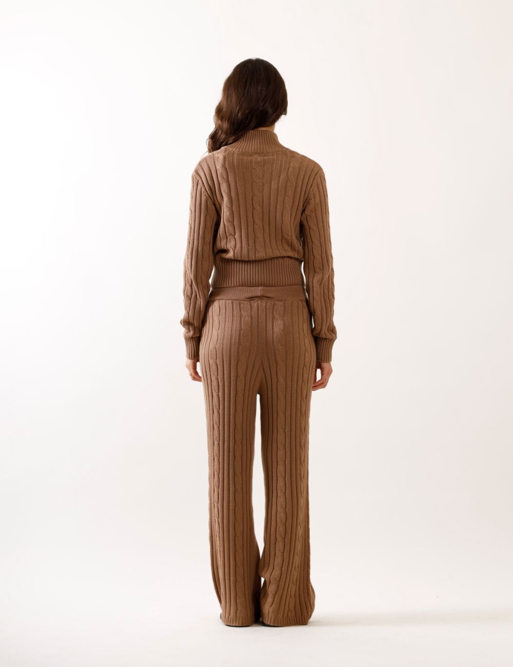 Cable Knit Set In Cocoa - Image 4